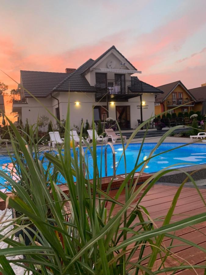 Apartamenty Rozany Ogrod Leba Bagian luar foto